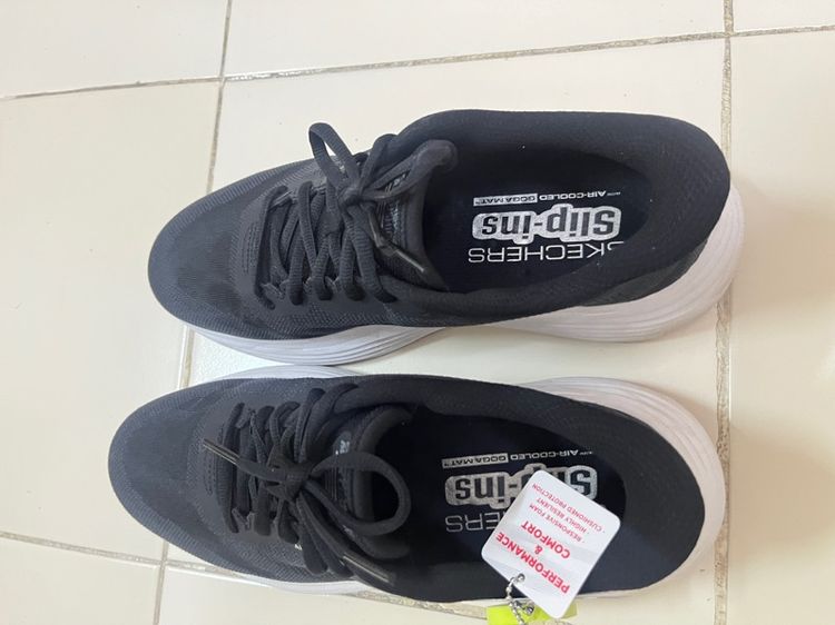 รองเท้าผ้าใบ ดำ ขนาดอื่น ๆ ร้องเท้าผ้าใบ