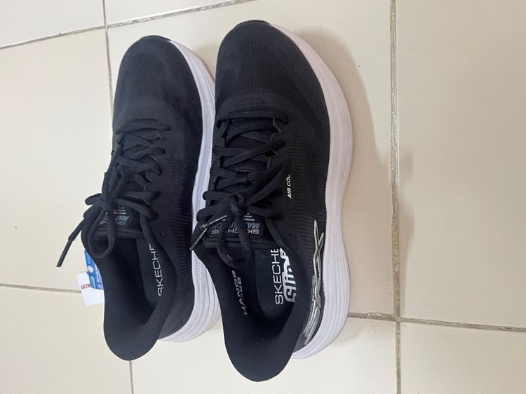 ร้องเท้าผ้าใบ รูปที่ 2