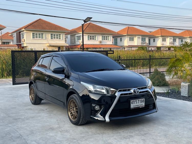 Toyota Yaris ATIV 2015 1.2 J Sedan เบนซิน ไม่ติดแก๊ส เกียร์อัตโนมัติ ดำ รูปที่ 3