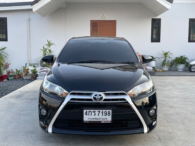 Toyota Yaris ATIV 2015 1.2 J Sedan เบนซิน ไม่ติดแก๊ส เกียร์อัตโนมัติ ดำ รูปที่ 2