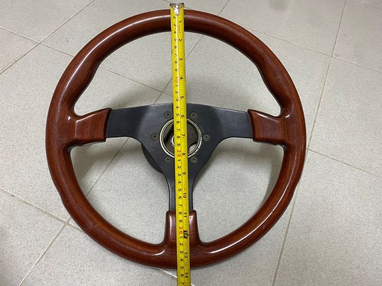 พวงมาลัย ไม้ แต่งรุ่นเก่า โบราณ  รูปที่ 2