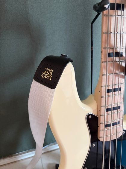 Squier Affinity Jazz Active Bass รูปที่ 4