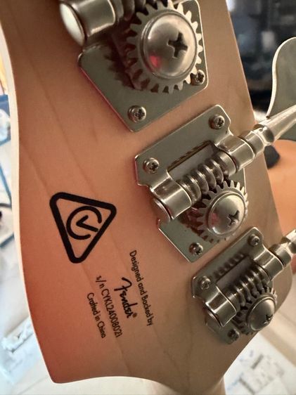 Squier Affinity Jazz Active Bass รูปที่ 5