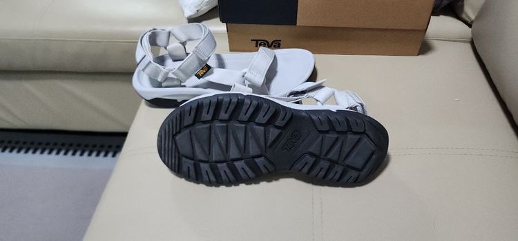 รองเท้า Teva 1984 รูปที่ 4