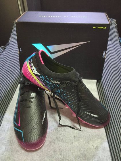 รองเท้าฟุตบอล รูปที่ 2