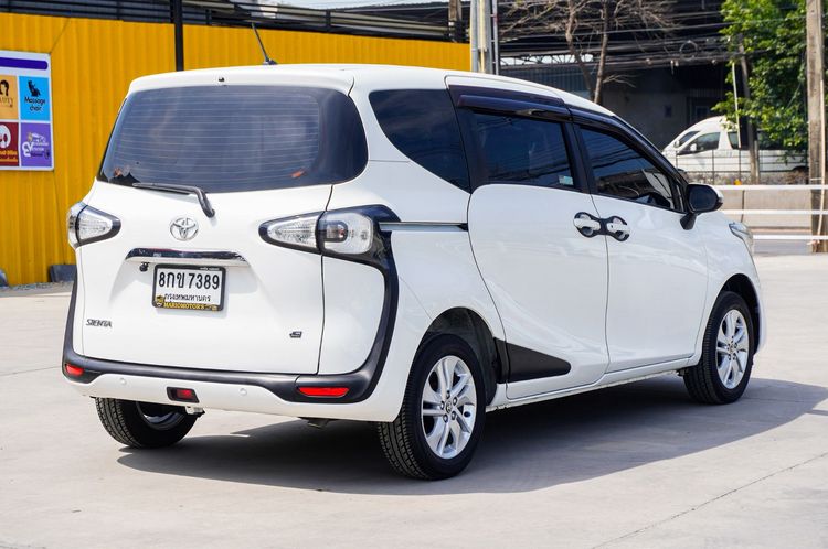 Toyota Sienta 2018 1.5 G Utility-car เบนซิน ไม่ติดแก๊ส เกียร์อัตโนมัติ ขาว รูปที่ 4