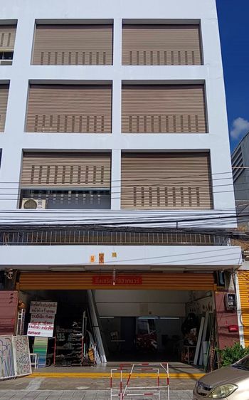 อาคารพาณิชย์เพื่อที่อยู่อาศัยและการลงทุน