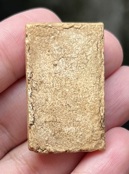 สมเด็จพิมพ์ใหญ่เนื้อสวยนมมีมวลสารเก่าๆ รูปที่ 2