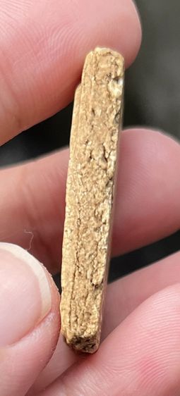 สมเด็จพิมพ์ใหญ่เนื้อสวยนมมีมวลสารเก่าๆ รูปที่ 4