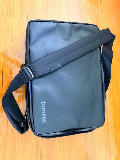 TOMTOC กระเป๋าใส่ tablet และ notebook ไม่เกินขนาด 16 นิ้ว สภาพยังใหม่กริบ รูปที่ 4