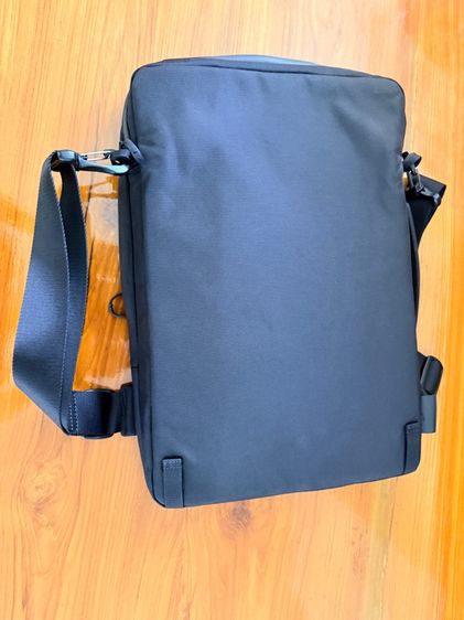 TOMTOC กระเป๋าใส่ tablet และ notebook ไม่เกินขนาด 16 นิ้ว สภาพยังใหม่กริบ รูปที่ 5