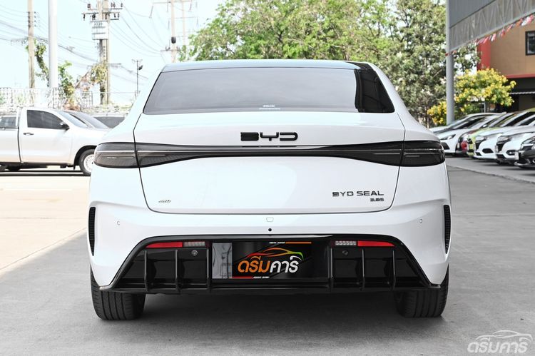 BYD Seal 2024 Performance AWD Sedan ไฟฟ้า ไม่ติดแก๊ส เกียร์อัตโนมัติ ขาว รูปที่ 4