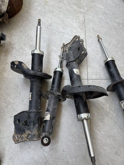 โช๊คอัพหน้า-หลัง 
แบรนด์ Monroe Metricplus ใส่ XV รูปที่ 7