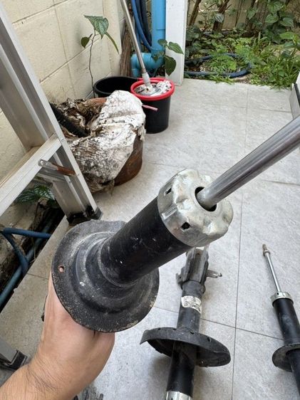 โช๊คอัพหน้า-หลัง 
แบรนด์ Monroe Metricplus ใส่ XV รูปที่ 5