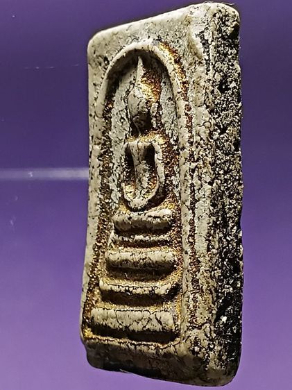 พระสมเด็จวัดระฆัง รุ่นแรก สภาพสวยมาก มีลงรักทองเก่ามาแต่เดิม พระสมบูรณ์มาก ไม่หักไม่ซ่อม สวยเก่าน่าใช้มาก รูปที่ 3