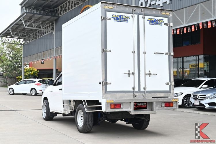 Toyota Hilux Revo 2021 2.4 Entry Pickup ดีเซล ไม่ติดแก๊ส เกียร์ธรรมดา ขาว รูปที่ 3