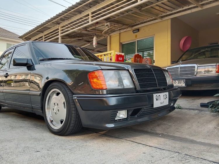 รถ Mercedes-Benz E-Class E230 สี เทา