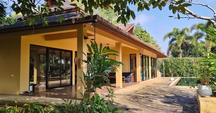 ไม่มี 2012 Luxury Villa 3BR Guest House with Pool on 2.9 Rai รูปที่ 2