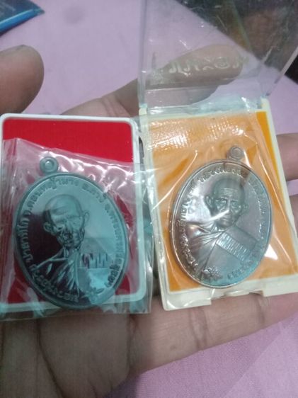 หลวงพ่อรวย รูปที่ 2