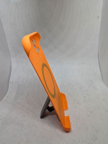 เคสมือถือ iPhone 11 (มือสอง)  ใช้งานแล้ว ตามสภาพ ไม่มีผลกับการใช้งาน ใส่เล่นขำๆ (ขายเป็นแพ็ค)2 อัน 100 บ. (รวมส่ง ลทบ ไปรษณีย์) รูปที่ 3