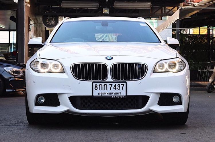 BMW Series 5 2012 520d Sedan ดีเซล เกียร์อัตโนมัติ ขาว รูปที่ 2