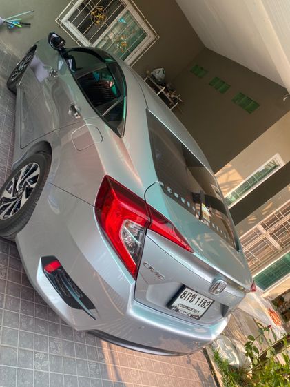 Honda Civic 2018 1.8 E i-VTEC Sedan เบนซิน เกียร์อัตโนมัติ เบจ รูปที่ 4