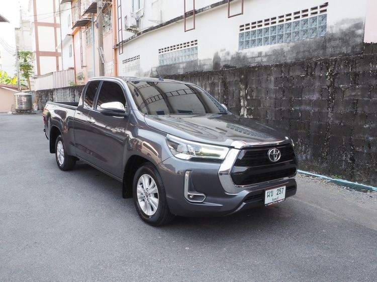Toyota Hilux Revo 2023 2.4 Z Edition Mid Pickup ดีเซล ไม่ติดแก๊ส เกียร์ธรรมดา เทา รูปที่ 3