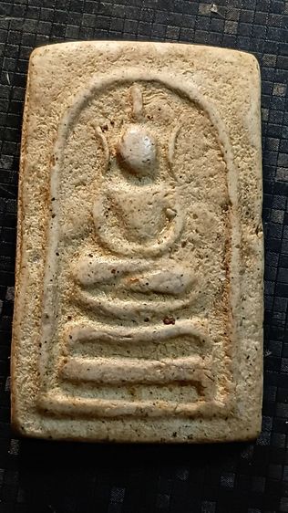 พระสมเด็จขาโต๊ะ เก่า ตามภาพ