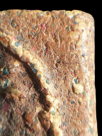 สมเด็จฝังพลอย. รูปที่ 13