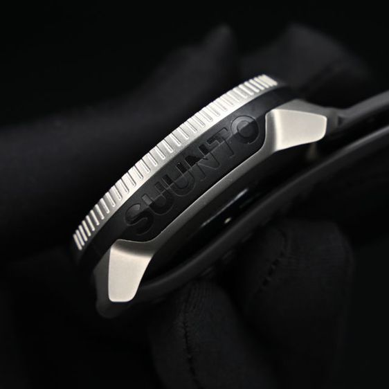 SUUNTO Race Titanium Chorcoal มือสอง รูปที่ 2