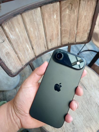 17 256 GB iPhone Air 256gb สีดำ อุปกรณ์ครบ
