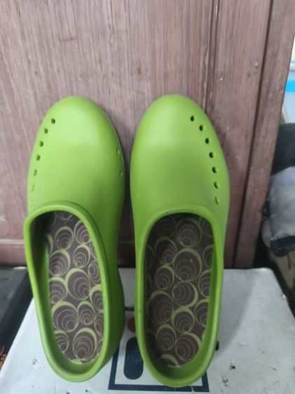 crocs w9 รูปที่ 3