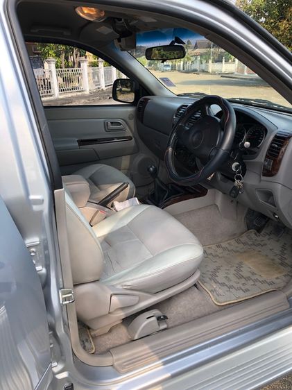 Isuzu MU-7 2006 3.0 Utility-car ดีเซล ไม่ติดแก๊ส เกียร์ธรรมดา เทา รูปที่ 4