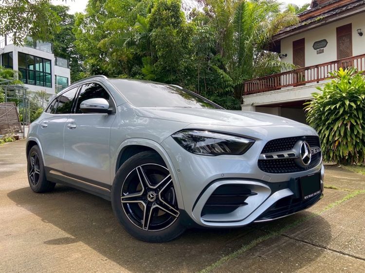 Mercedes-Benz GLA-Class 2024 GLA200 Utility-car เบนซิน ไม่ติดแก๊ส เกียร์อัตโนมัติ เงิน รูปที่ 3