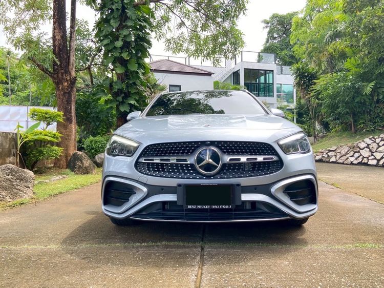 Mercedes-Benz GLA200 AMG Dynamic ปี 2024 ไมล์แท้เพียง 12,000 กม.