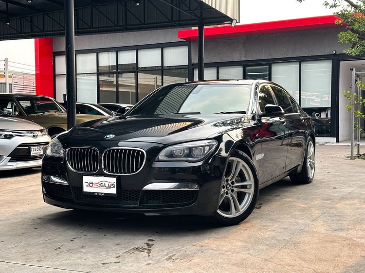 รถ BMW Series 7 730Ld สี ดำ