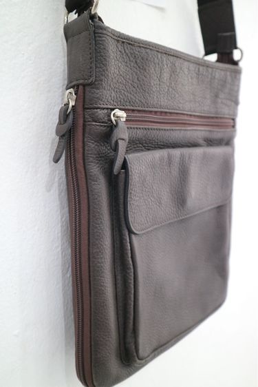 กระเป๋าสะพายหนังเเท้ผู้ชาย Naviglio Grande made in italy 850 บาท รูปที่ 5