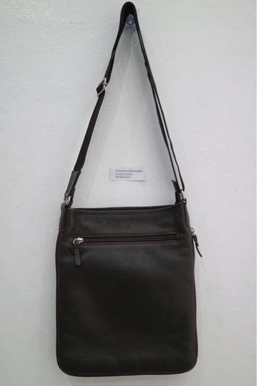 ไม่ระบุ น้ำตาล หนังแท้ กระเป๋าสะพายหนังเเท้ผู้ชาย Naviglio Grande made in italy 850 บาท