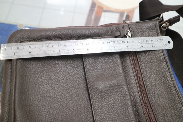 กระเป๋าสะพายหนังเเท้ผู้ชาย Naviglio Grande made in italy 850 บาท รูปที่ 12