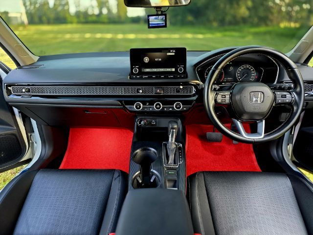 Honda Civic 2023 1.5 Turbo เบนซิน เกียร์อัตโนมัติ ขาว รูปที่ 2