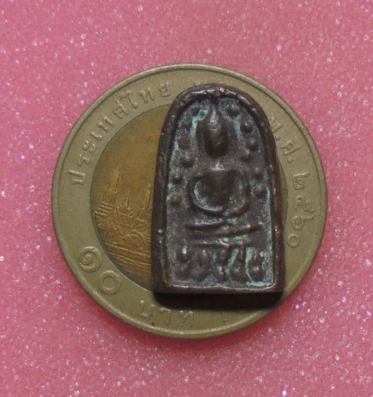 พระหล่อ ไม่ทราบที่ รูปที่ 3