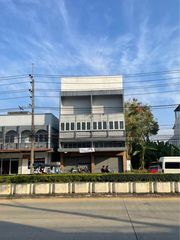 อาคารพาณิชย์ 3 ชั้น ติดถนนพหลโยธิน เชียงราย