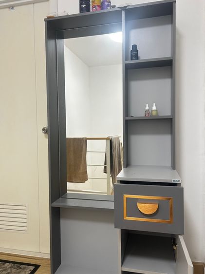 โต๊ะกระจก โต๊ะเครื่องแป้งสวยๆ รูปที่ 2