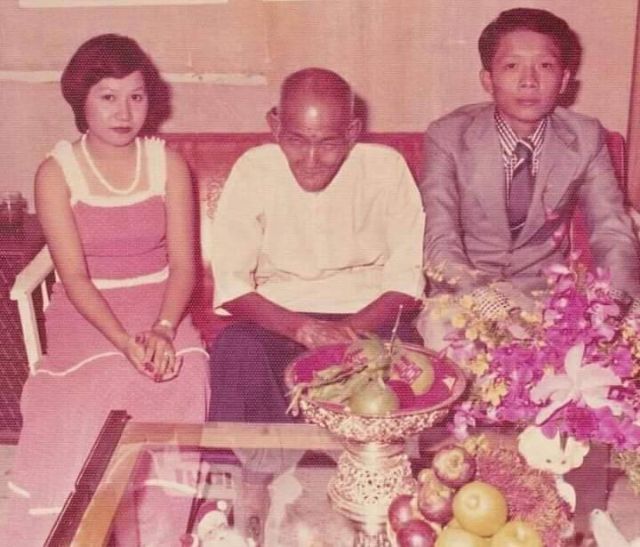 เหรียญแปะโรงสี วัดศาลเจ้า รุ่นเเรก ปี19 จ.ปทุมธานี เนื้อทองแดงกะหลั่ยทอง สภาพสวยเก่าเดิมๆ มีประสบการณ์น่าใช้มาก รูปที่ 9