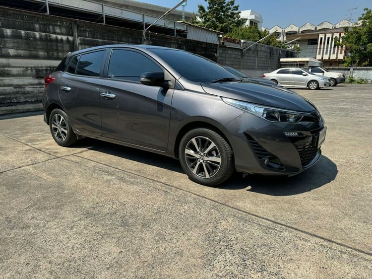 Toyota Yaris 2019 1.2 G Plus เบนซิน ไม่ติดแก๊ส เกียร์อัตโนมัติ เทา รูปที่ 2