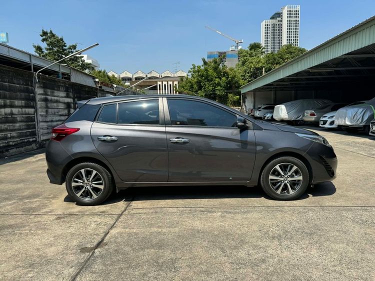 Toyota Yaris 2019 1.2 G Plus เบนซิน ไม่ติดแก๊ส เกียร์อัตโนมัติ เทา รูปที่ 3
