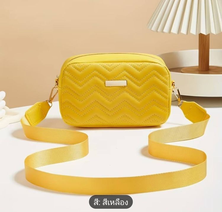 กระเป๋าสะพายข้าง