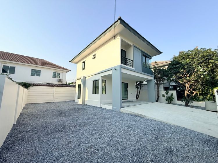 มีบางส่วน 🔥 ด่วน บ้านรีโนเวทใหม่พร้อมอยู่  ราคาไม่ถึง 4 ล้าน ใกล้เมกาบางนา 10 นาที (เจ้าของขายเอง)  รูปที่ 3