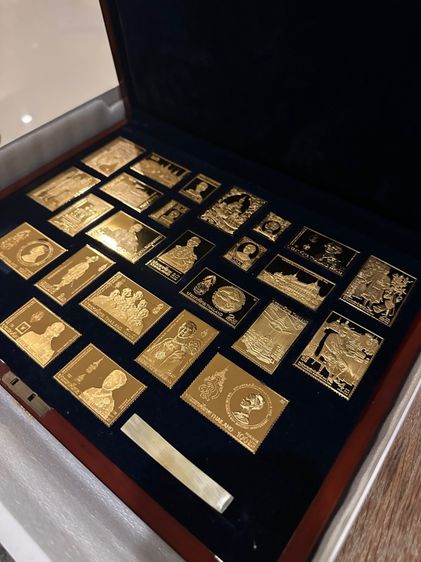 สแตมป์ทอง ชุดสืบสานประราชประวัติ ทำด้วยเงินบริสุทธิชุบทองสวิส 999.99 สแตมป์หายาก มี9,999 ชุดเท่านั้นค่ะ รูปที่ 13