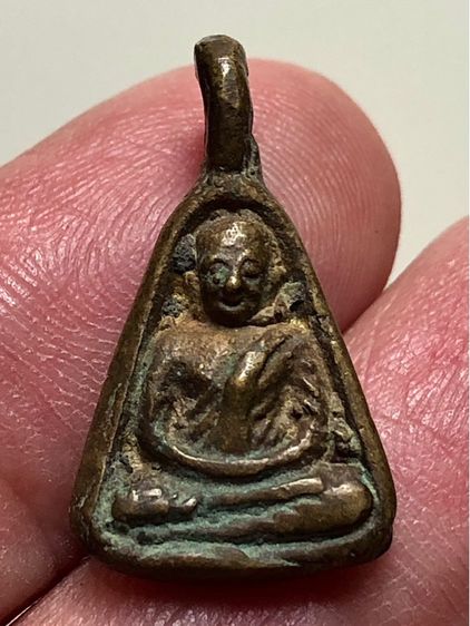 เหรียญหล่อเก่าคะ